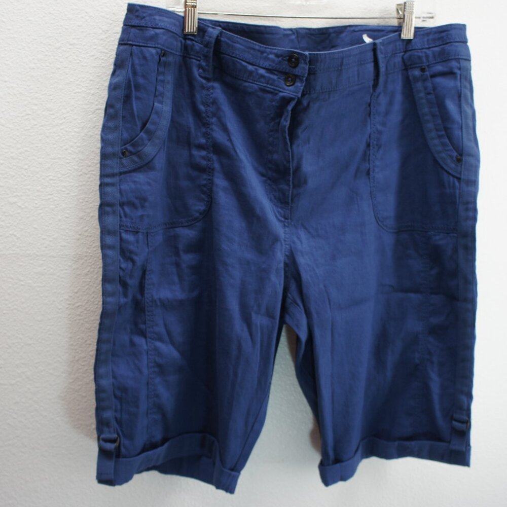 Chicos ultimate fie utility linen blend bermuda shorts size 3
